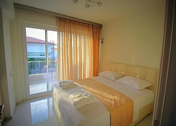 Sky Rays Luxury 3* Nikiti (Sithonia)