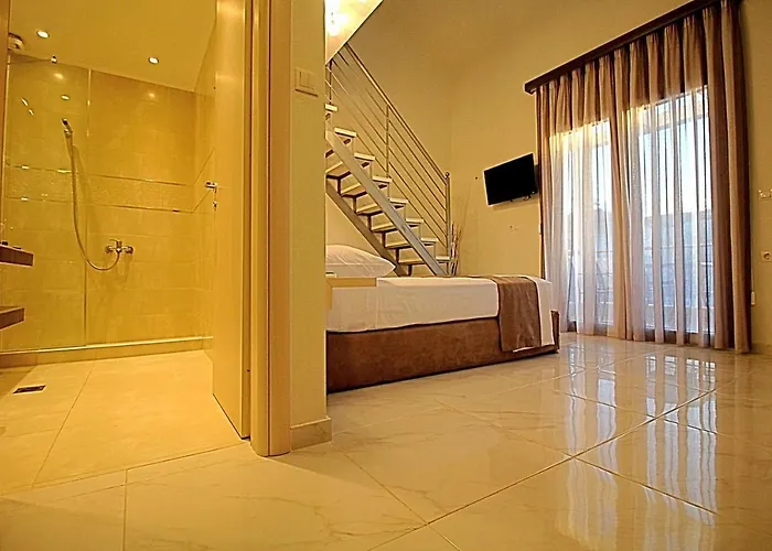 Sky Rays Luxury Nikiti (Sithonia)