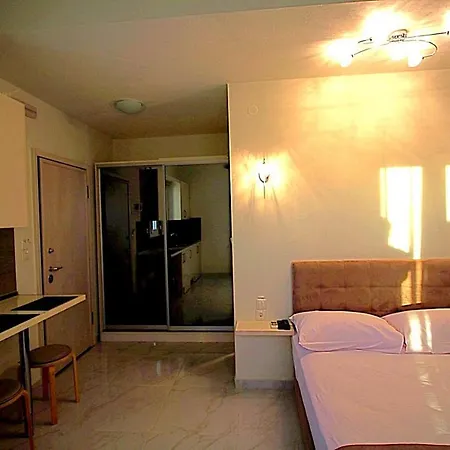 Lejlighedshotel Sky Rays Luxury 3*