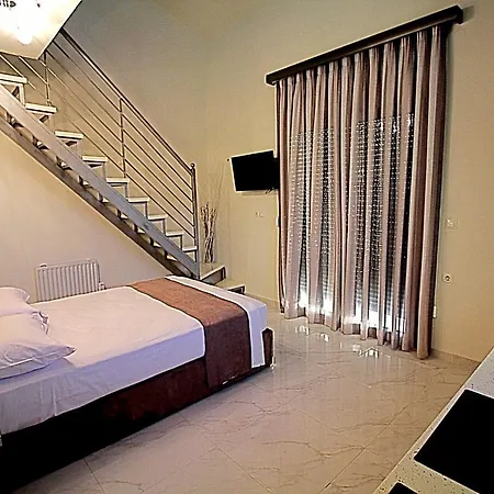 Sky Rays Luxury Nikiti (Sithonia)